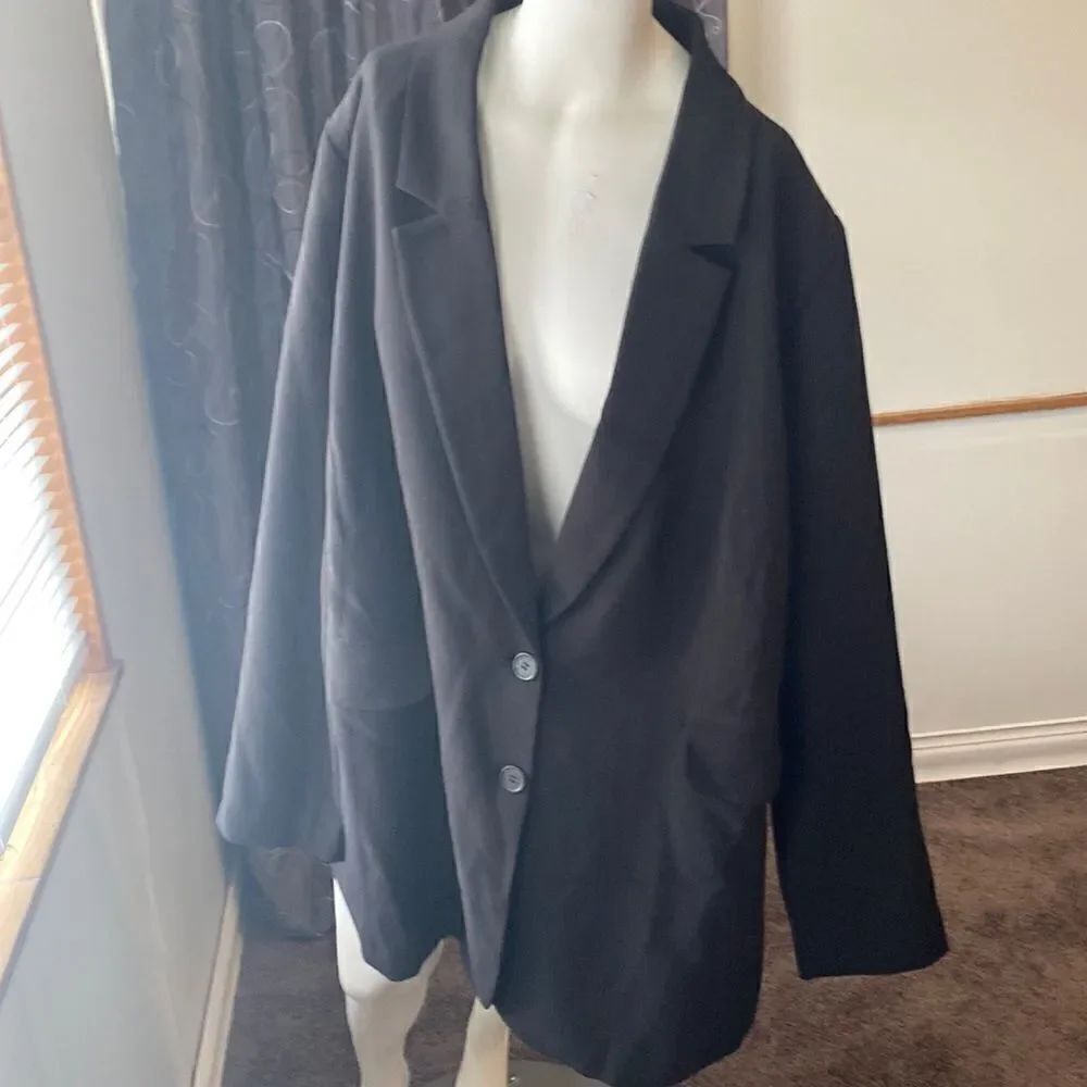 Eloquii Black 2 button front pockets blazer, size 26